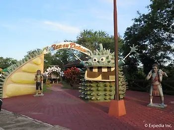 Hotel D'Leonor Inland Resort & Adventure Park Davao